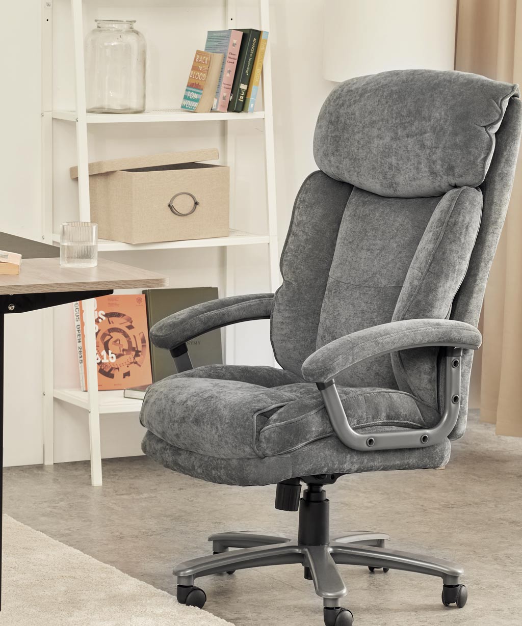 CLATINA Ergonomic Big and Tall Executive Office Chair with 