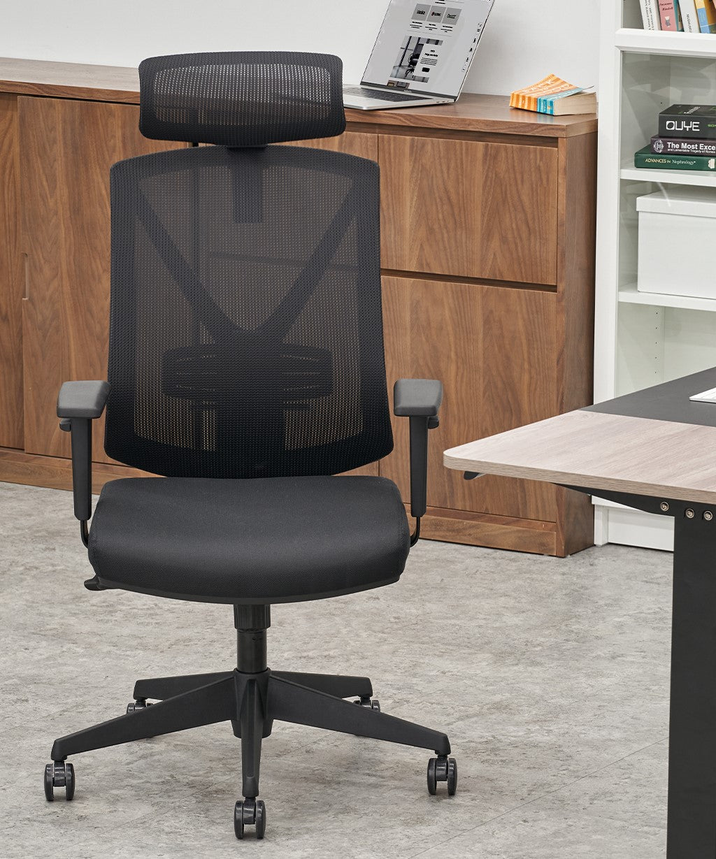 https://furngo.com/cdn/shop/products/Clatina-Tito-pro-Ergonomic-Swivel-Desk-Chair-with-Headrest-Main_7.jpg?v=1609309501